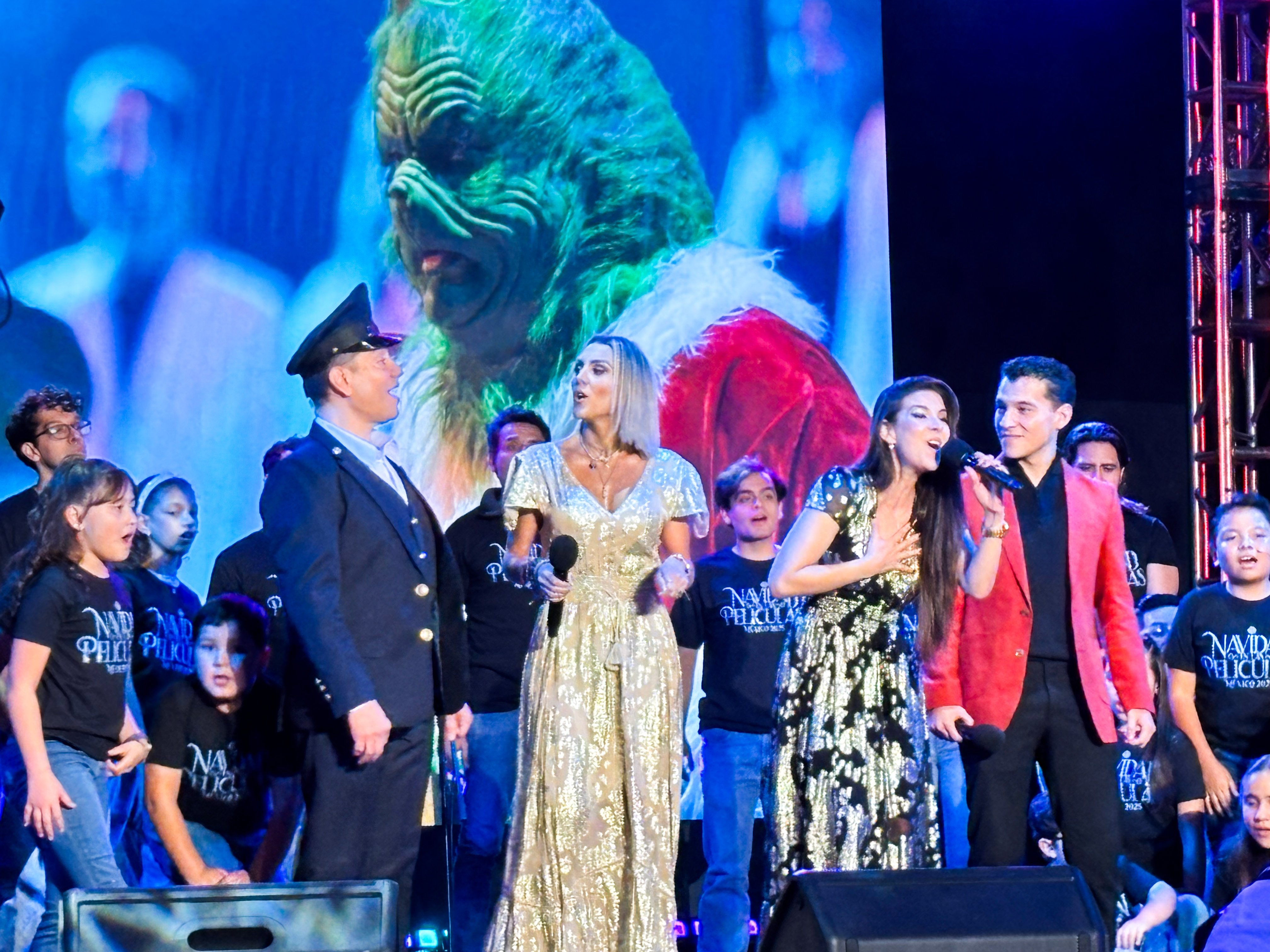 escenario artistas juguetón