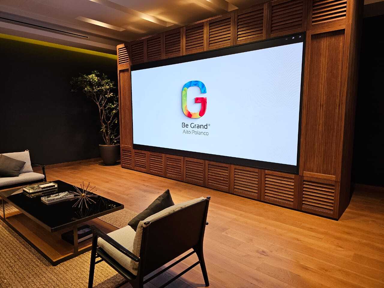 Pantalla Led de Smart Touch, la nueva aliada de Be Grand Alto Polanco